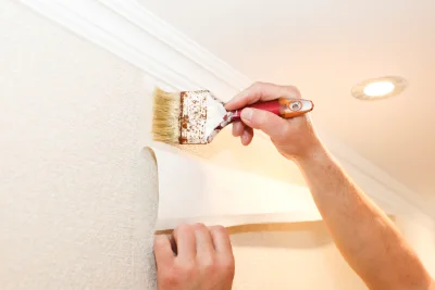 Pose de papier peint à Puyréaux — revêtements muraux et toiles de verre